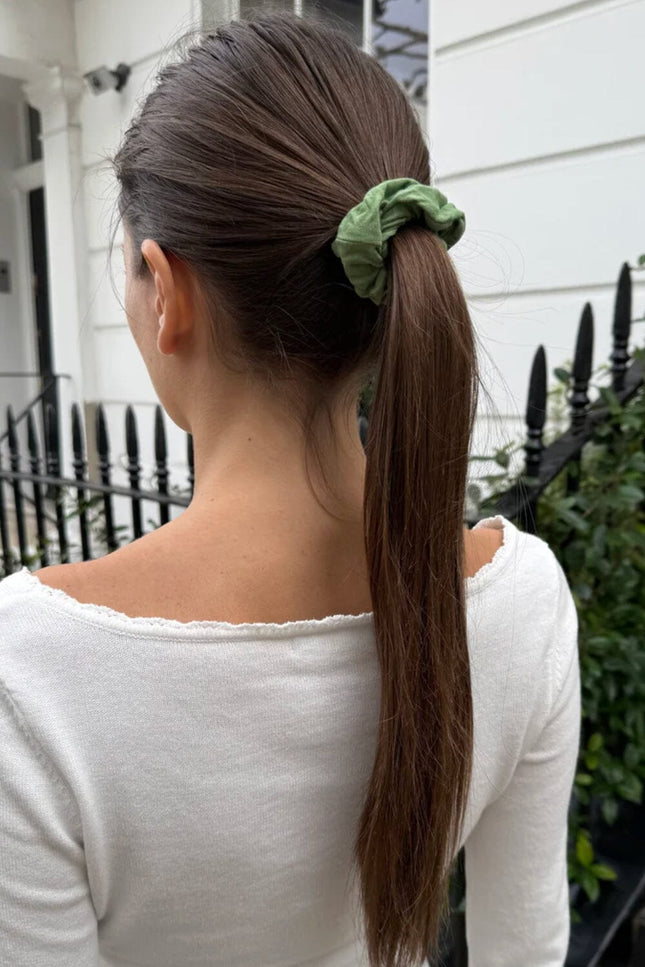 Basic Scrunchie - Light Olive Green