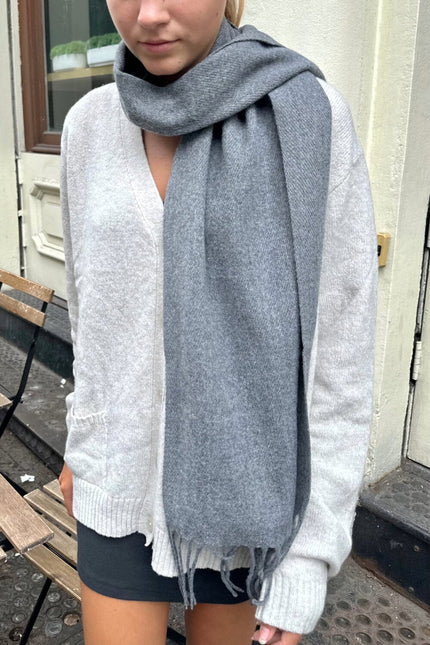 Tassel Scarf - Maroon